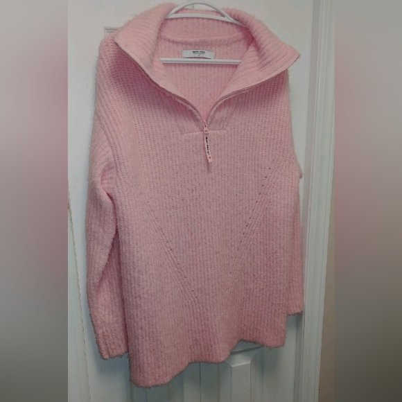 Smash+Tess X Paula Abdul sweater - Picture 4 of 12